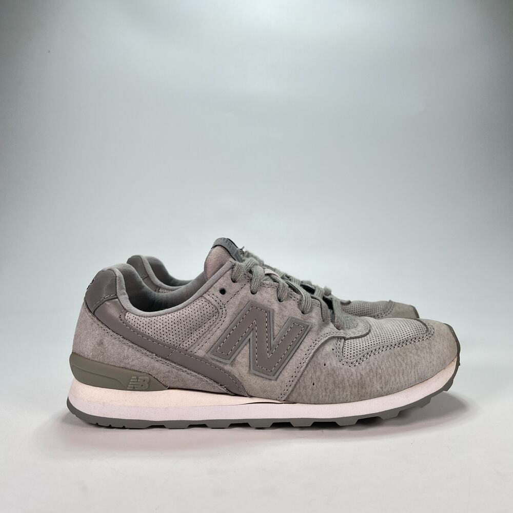 New Balance 696 Grey Low Top Lifestyle Sneakers Shoes WL696WPG Women’s Size 7.5